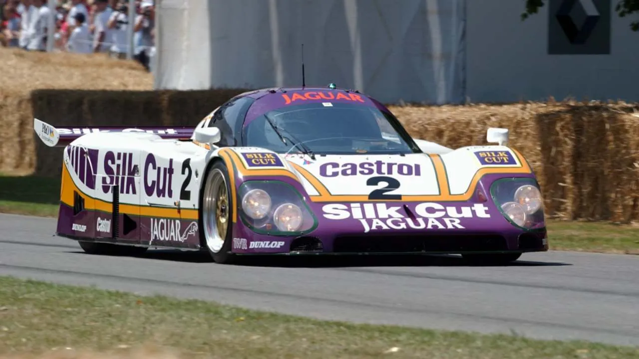 Jaguar XJR-9 1988